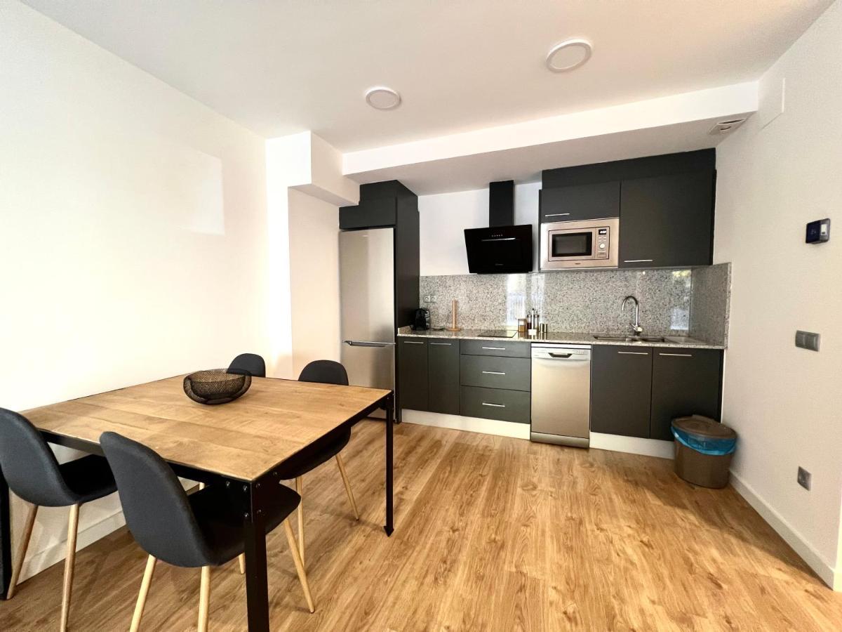 Espot Cowork & Apartments - L'Amfitriona Eksteriør billede