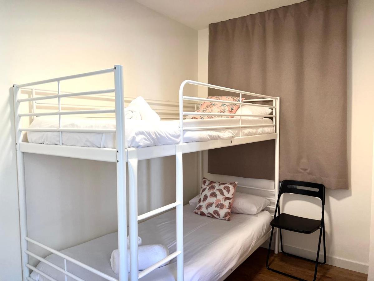 Espot Cowork & Apartments - L'Amfitriona Eksteriør billede