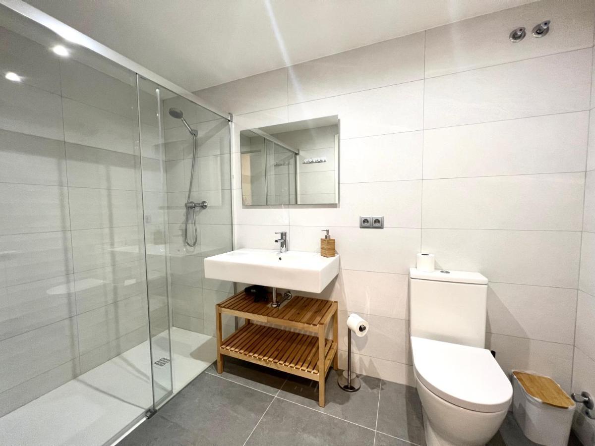 Espot Cowork & Apartments - L'Amfitriona Eksteriør billede